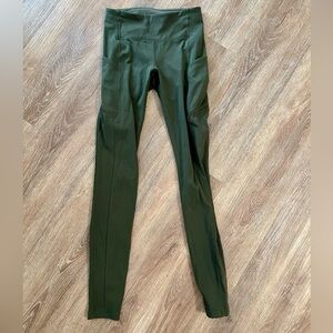 Lululemon speed up green leggings with pockets